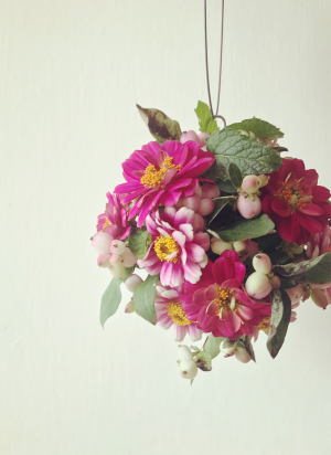 10_SNOWBALL BOUQUET